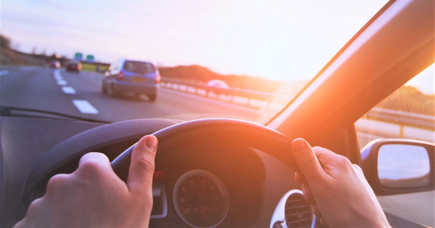 Le nettoyage rapide et efficace du pare-brise pour une bonne visibilité en route